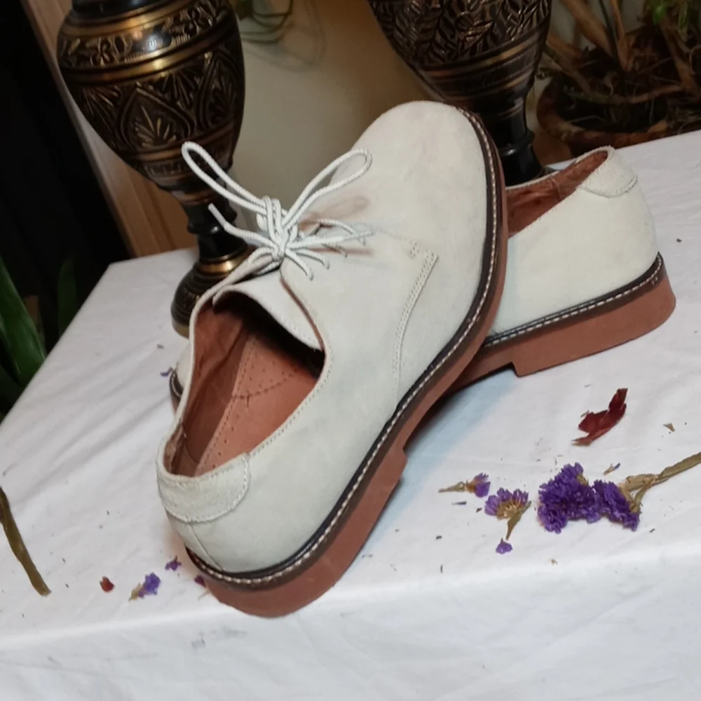 Cool Joseph A. Bank men's suede/nubuk shoes